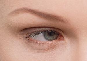 カモミールスキンケアでくすみを除去